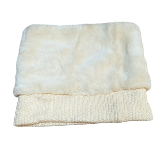 Banana Republic Cream Wool Faux Fur Snood Infinity Scarf - Picture 1 of 4